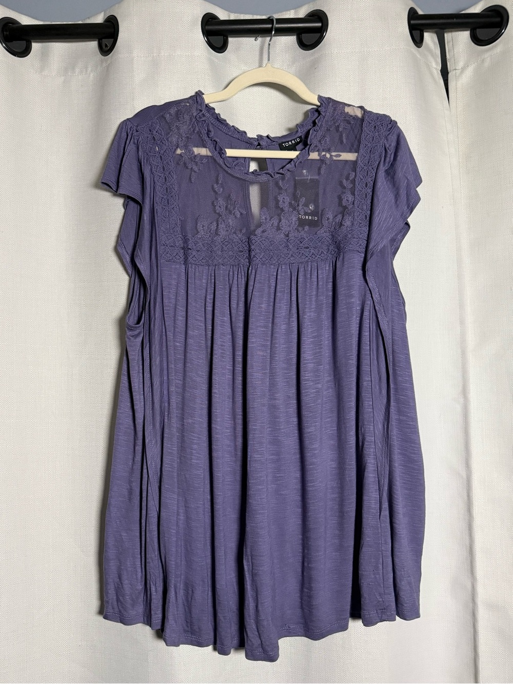 Torrid K Heron Lace Insert Flutter Short Sleeve Top Size 3X - Picture 9 of 9